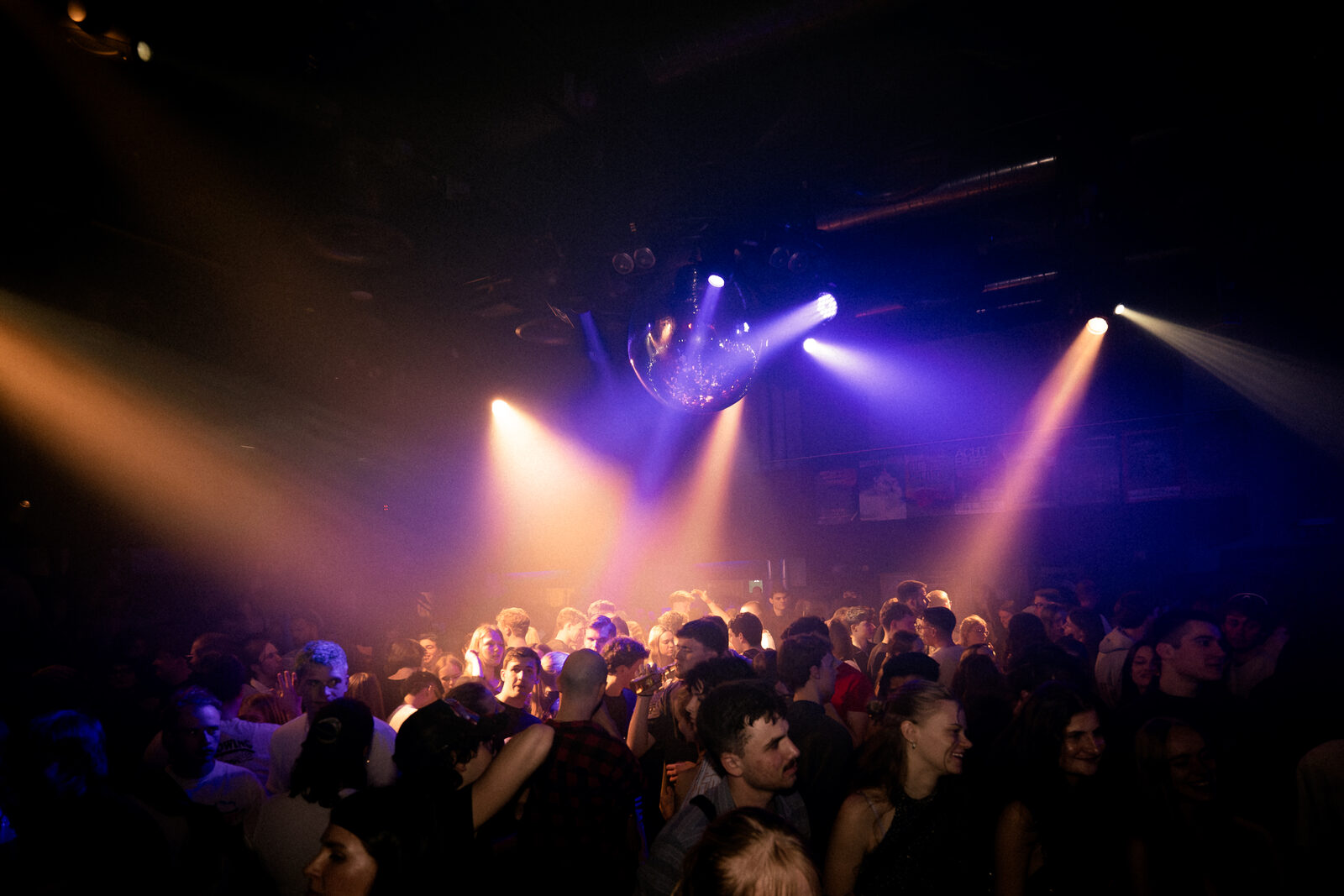 Volles E-Werk bei Downtown